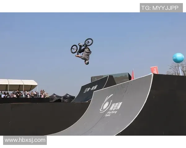 成都与杭州极限运动队赛后复盘分析灵活性表现及其影响